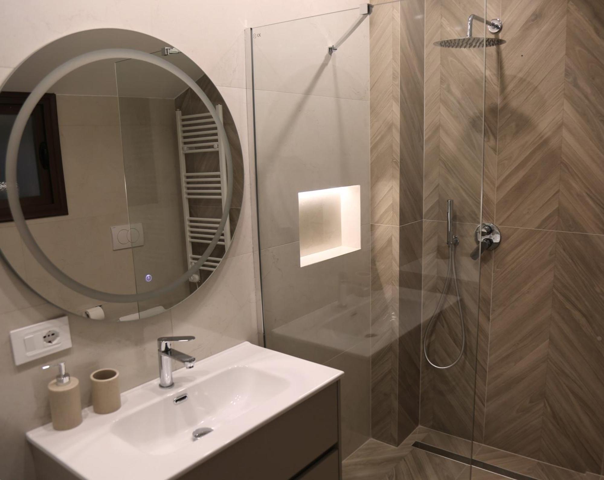 Abc Apartment Blloku Center Tirana Eksteriør billede